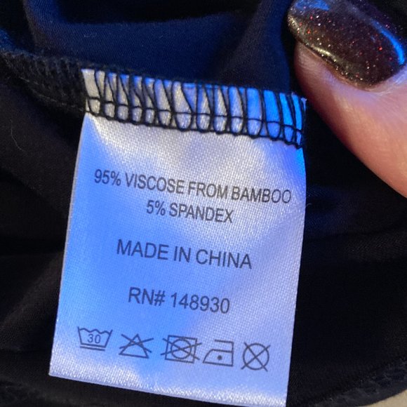 Los Angeles Trading Company  Black Pajama Set "F With Me, I DARE YOU" M/L  New! - Picture 7 of 10